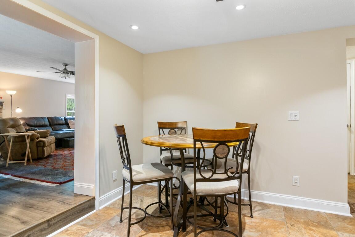 6701 Owens Road Radford, VA 24141 - Photo 33 of 93 33