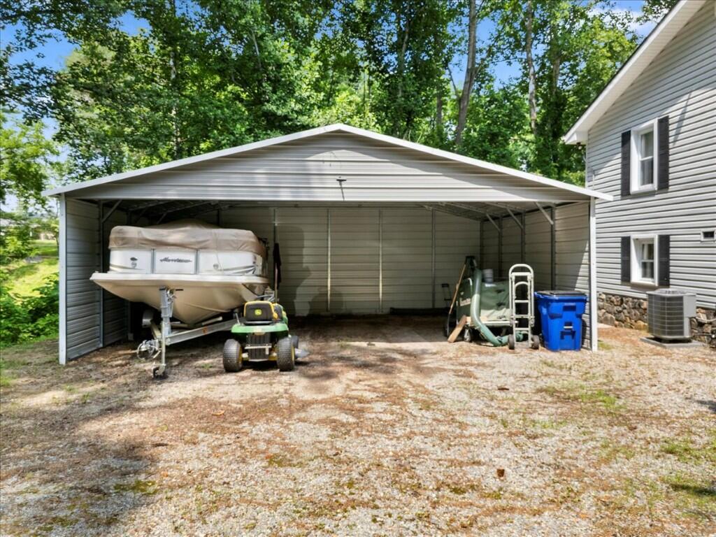 6701 Owens Road Radford, VA 24141 - Photo 60 of 93 60