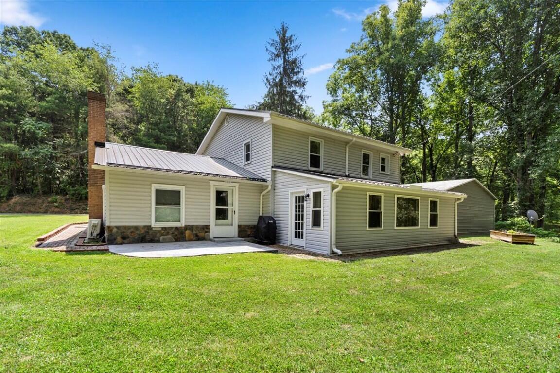 6701 Owens Road Radford, VA 24141 - Photo 72 of 93 72