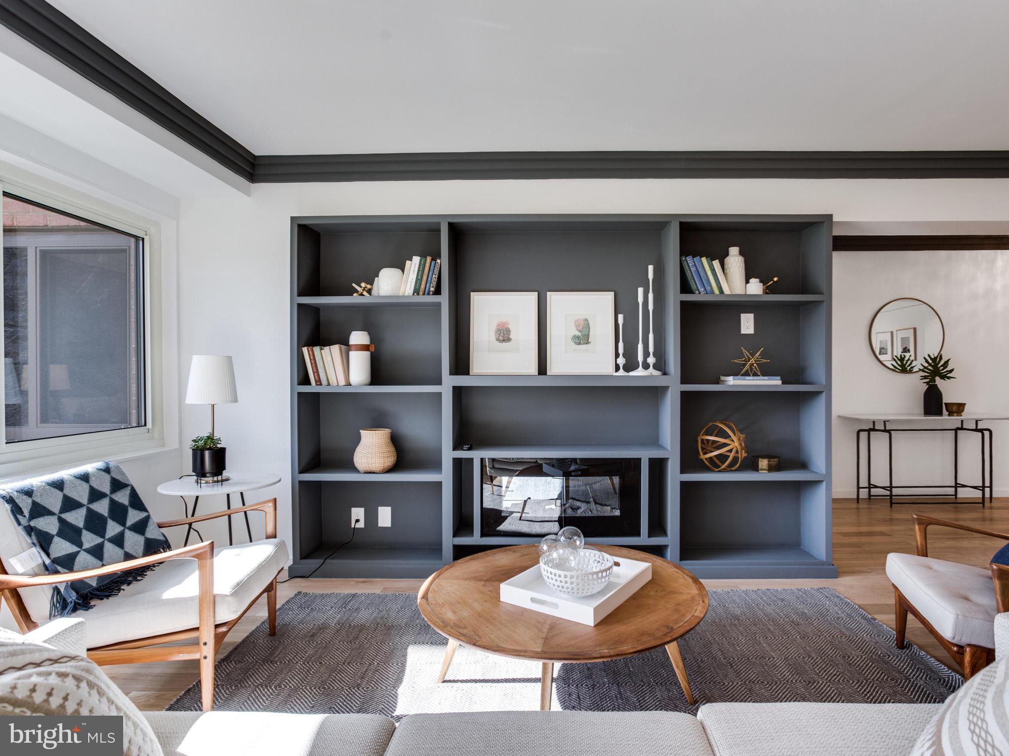 4201 Cathedral Avenue Northwest, Unit 322W Washington, DC 20016 - Photo 7 of 22 Living Room