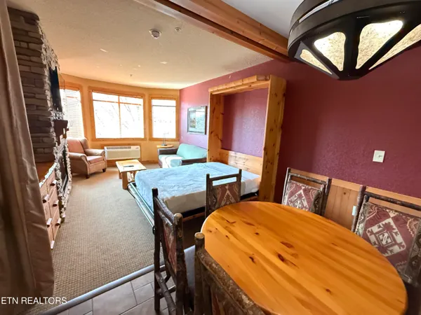 $415,000 | 1424 Old Knoxville Highway, Sevierville, TN 37876