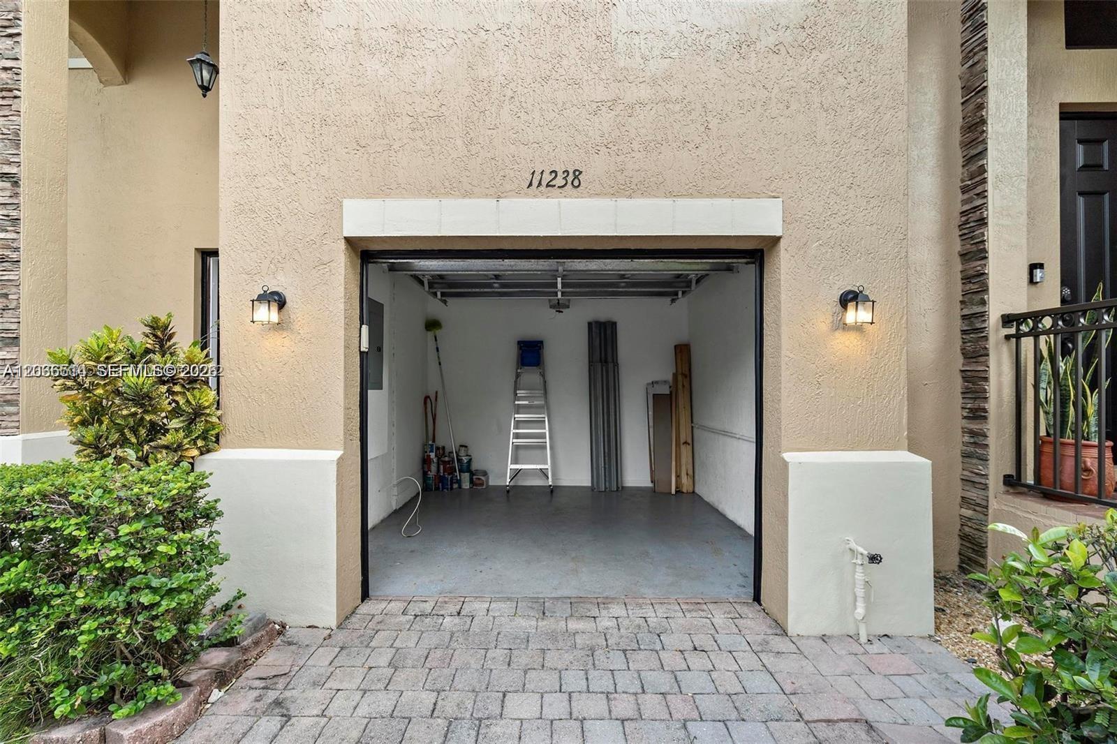 11238 Southwest 238th Street Homestead, FL 33032 - Photo 29 of 41