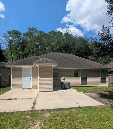 $1,600 | 4137 St Peter Street, Slidell, LA 70461