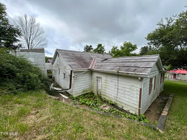 $59,900 | 531 Mullins Street Northwest, Wise, VA 24293