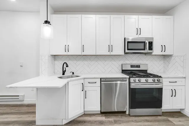 $329,000 | 609 New York Avenue, Unit 2L, Union City, NJ 07087