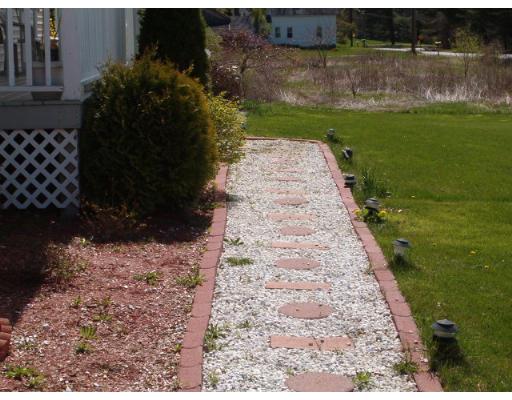 322 Montague Road Sunderland, MA 01375 - Photo 4 of 27 Gallery Image 4