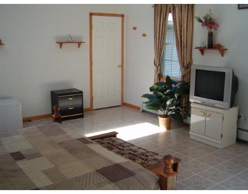 322 Montague Road Sunderland, MA 01375 - Photo 10 of 27 Gallery Image 10