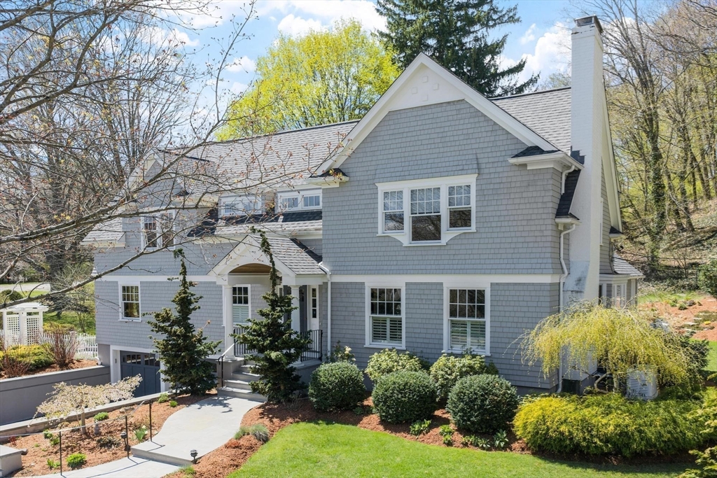 16 Hastings Road Lexington, MA 02421 - Photo 1 of 40 Gallery Image 1