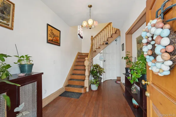 $950,000 | 39 North 10th Avenue, Mount Vernon, NY 10550