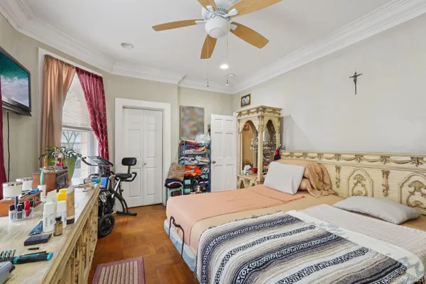 $950,000 | 39 North 10th Avenue, Mount Vernon, NY 10550