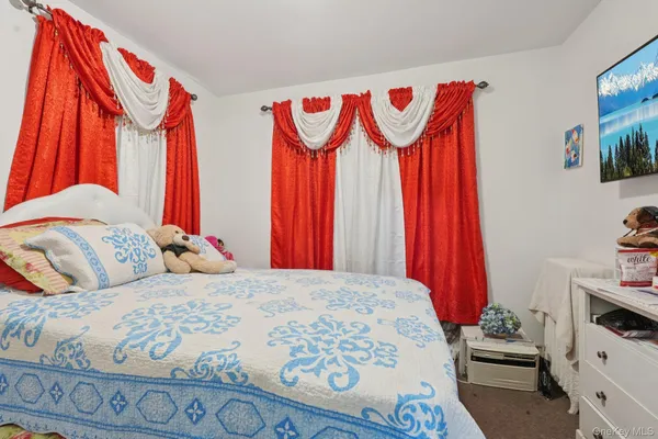 $950,000 | 39 North 10th Avenue, Mount Vernon, NY 10550