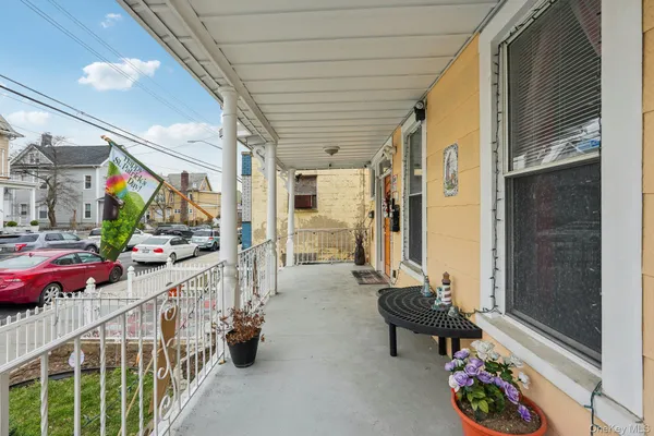 $950,000 | 39 North 10th Avenue, Mount Vernon, NY 10550