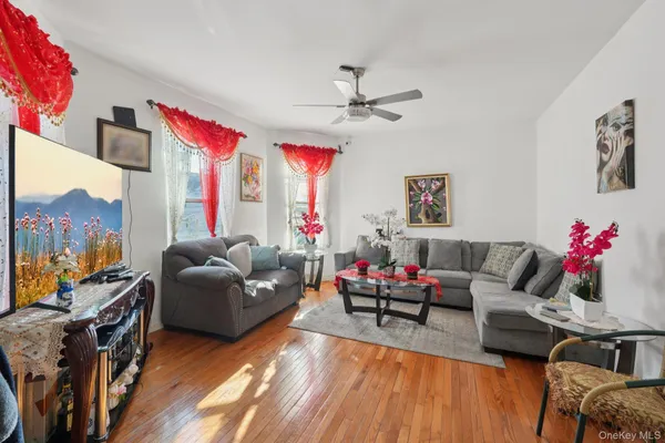 $950,000 | 39 North 10th Avenue, Mount Vernon, NY 10550