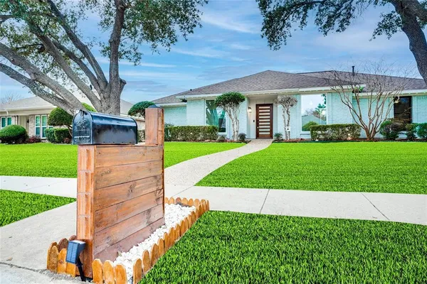 $585,000 | 1705 Danube Lane, Plano, TX 75075