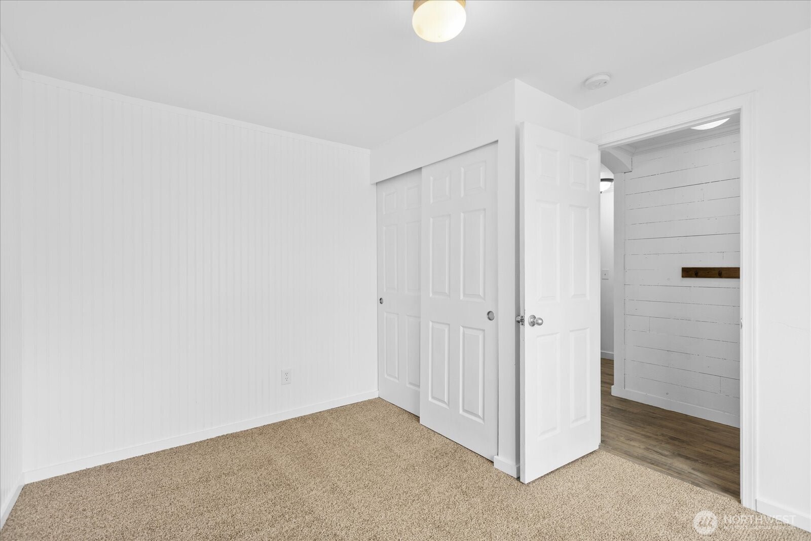 208 Shantel Street Mount Vernon, WA 98274 - Photo 19 of 31 a view of a hallway with closet area