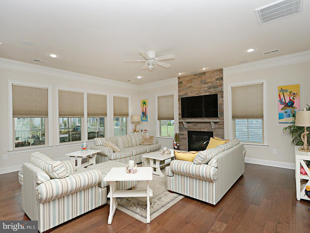 32814 Widgeon Road Ocean View, DE 19970 - Photo 12 of 40 Gallery Image 12
