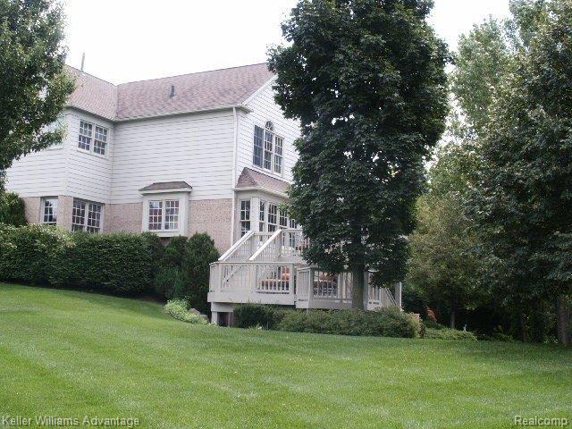 4958 Lexington Court Rochester, MI 48306 - Photo 14 of 17 4958 Lexington Ct. Rochester 48306 019.jpg