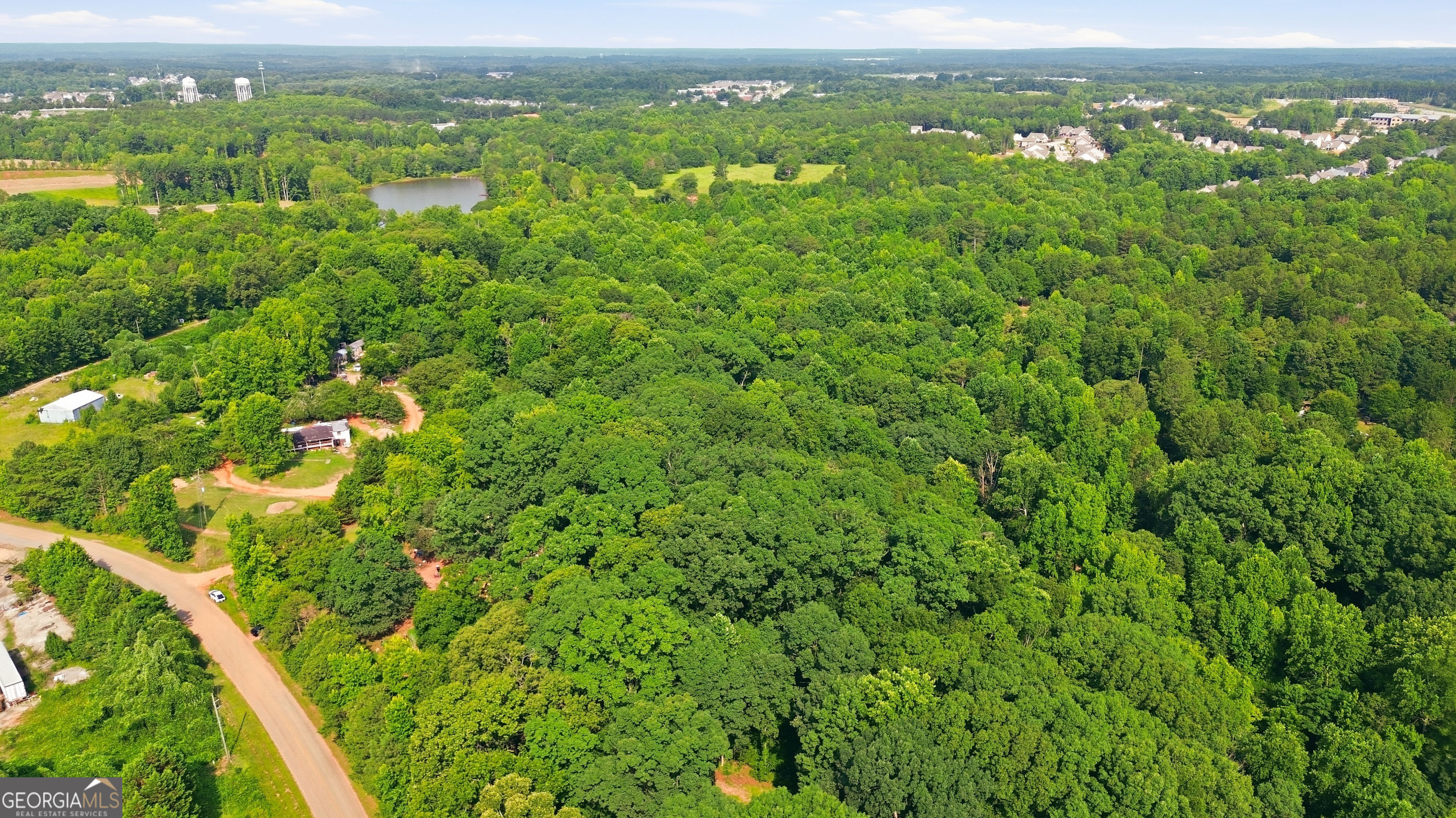 565 Skelton Road Hoschton, GA 30548 - Photo 7 of 10