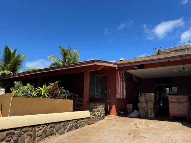 $1,295,000 | 930 Kuialua Place, Lahaina, HI 96761