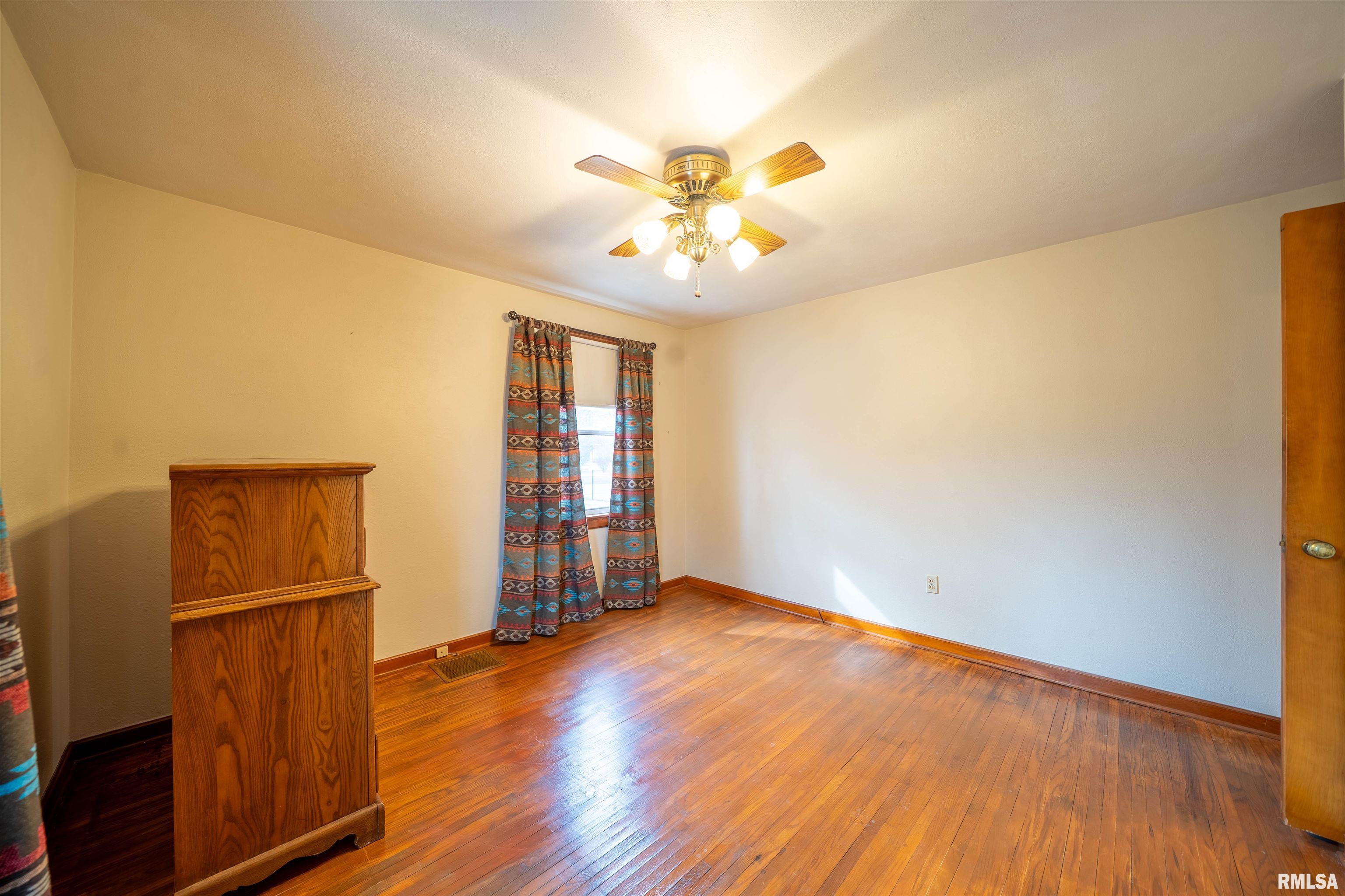 5227 West Monroe Road Peoria, IL 61607 - Photo 15 of 43 Gallery Image 15