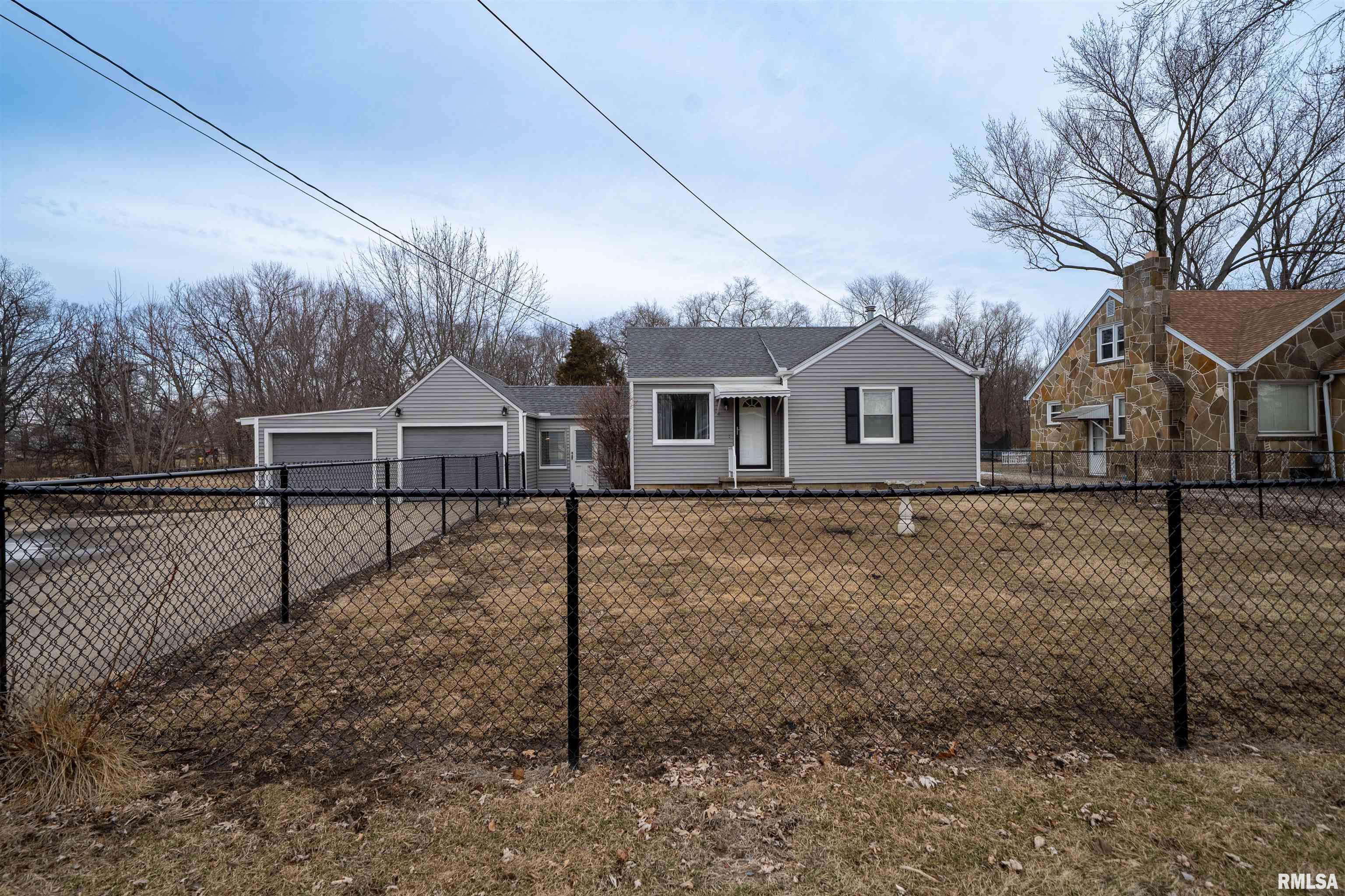 5227 West Monroe Road Peoria, IL 61607 - Photo 2 of 43 Gallery Image 2