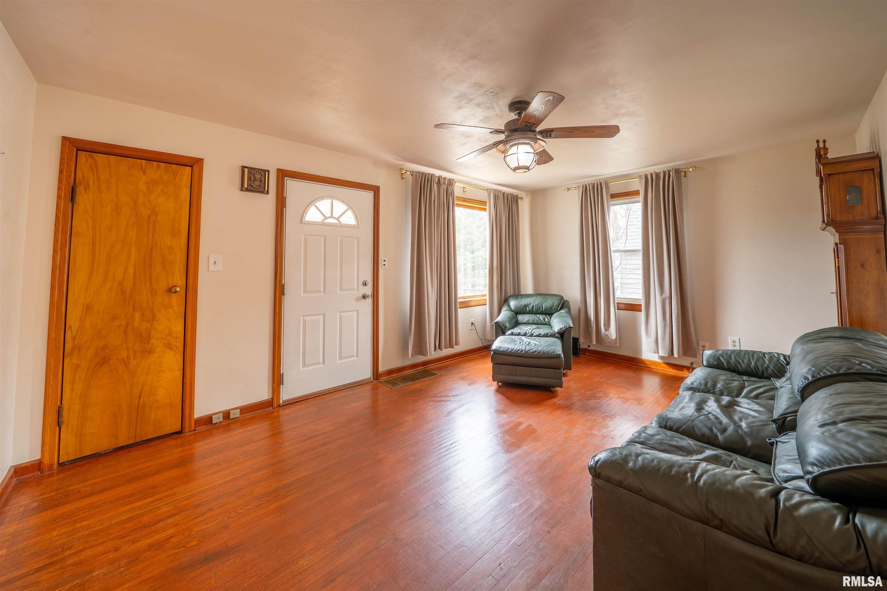 5227 West Monroe Road Peoria, IL 61607 - Photo 7 of 43 Gallery Image 7