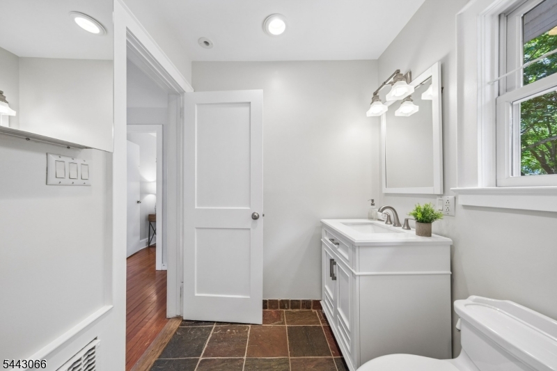 65 Tuscan Road Maplewood, NJ 07040 - Photo 31 of 48