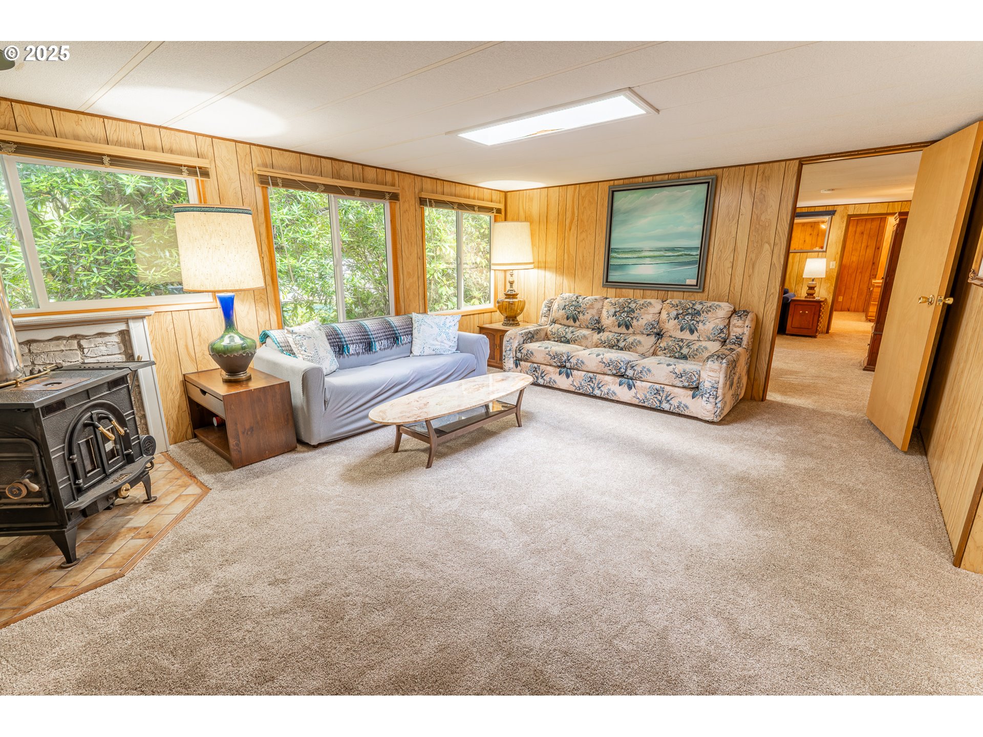 1600 Rhododendron Drive, Unit 207 Florence, OR 97439 - Photo 8 of 43 Family Room