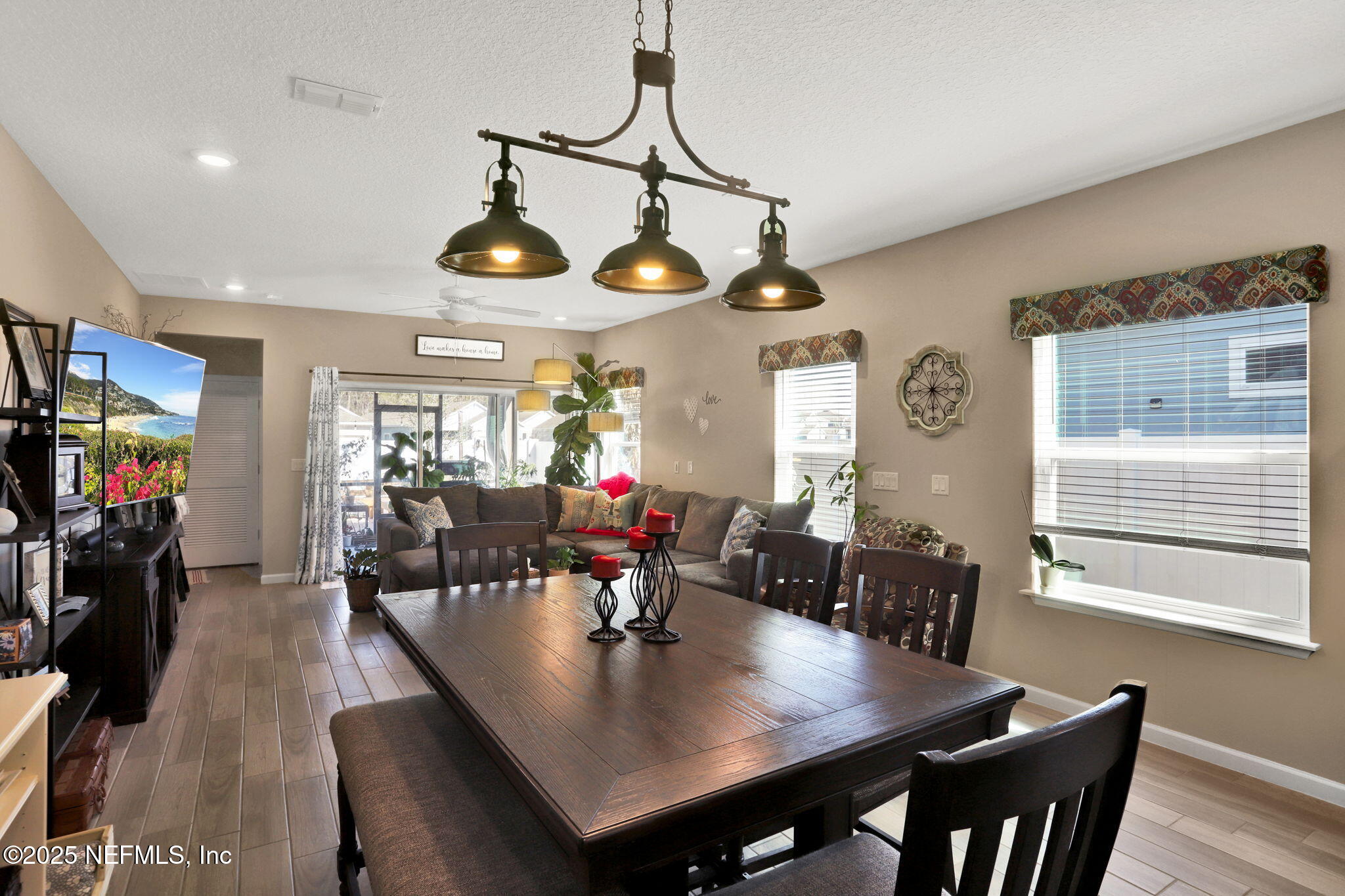 114 Crystal Crest Lane St. Augustine, FL 32095 - Photo 4 of 23 12-web-or-mls-IMG_5486