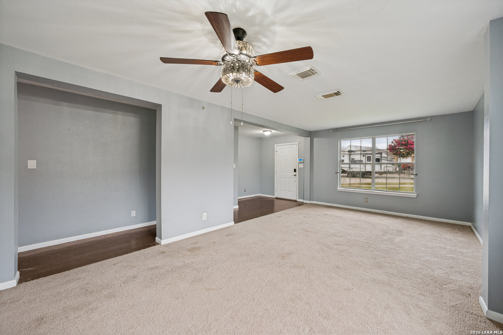 8411 Copperbluff Converse, TX 78109 - Photo 3 of 25