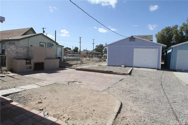 $1,200 | 412 D Street, Needles, CA 92363