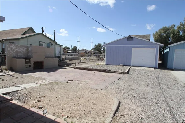 $1,200 | 412 D Street, Needles, CA 92363