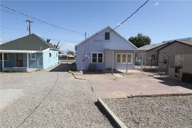 $1,200 | 412 D Street, Needles, CA 92363