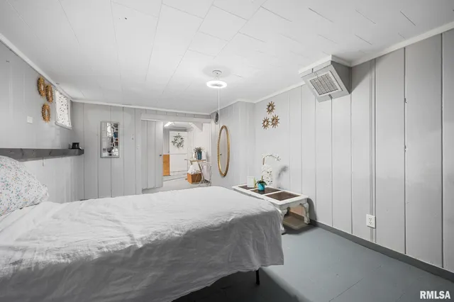 $119,900 | 1942 North Sheridan Road, Peoria, IL 61604