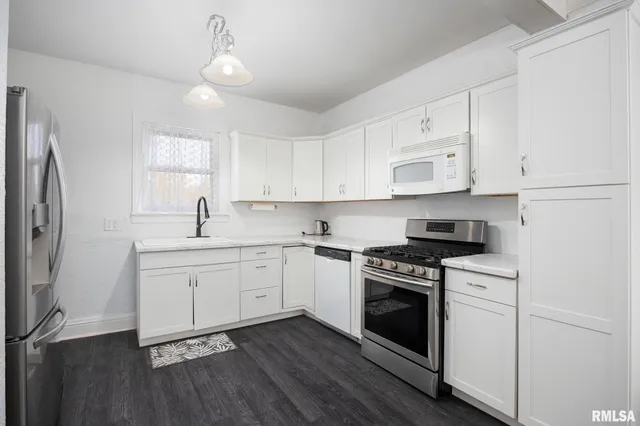 $119,900 | 1942 North Sheridan Road, Peoria, IL 61604