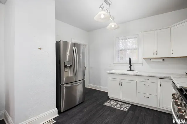 $119,900 | 1942 North Sheridan Road, Peoria, IL 61604