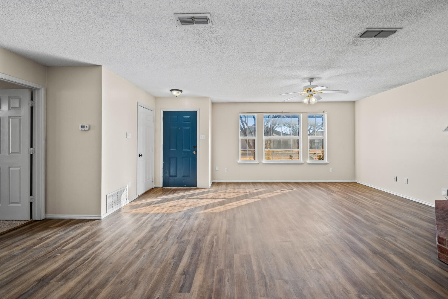 6112 15th Street Lubbock, TX 79416 - Photo 5 of 30 6112 15th St-29