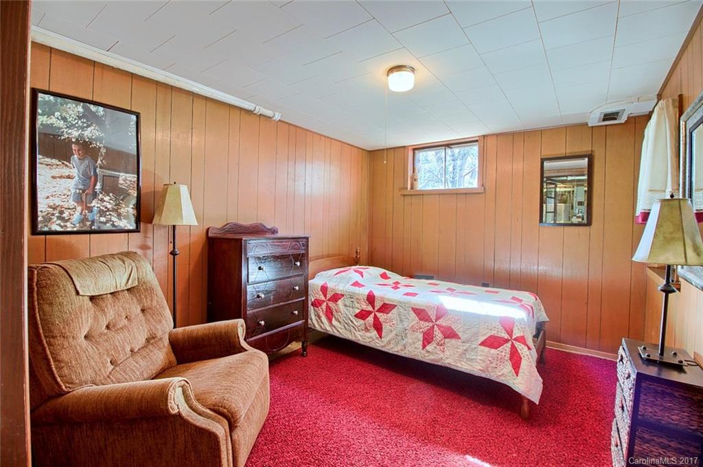 142 Governors View Road Asheville, NC 28805 - Photo 15 of 21 Gallery Image 15