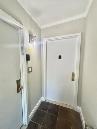 $2,950 | 66 Kenmore Road, Valley Stream, NY 11581