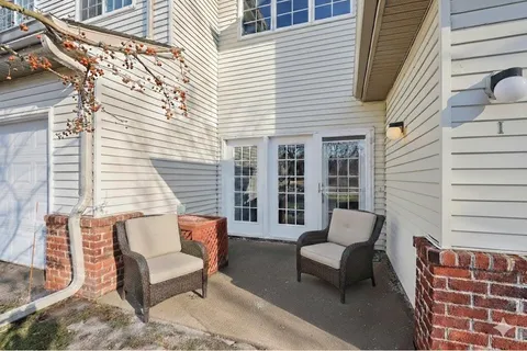 $239,900 | 2422 Fox River Parkway, Unit I, Waukesha, WI 53189