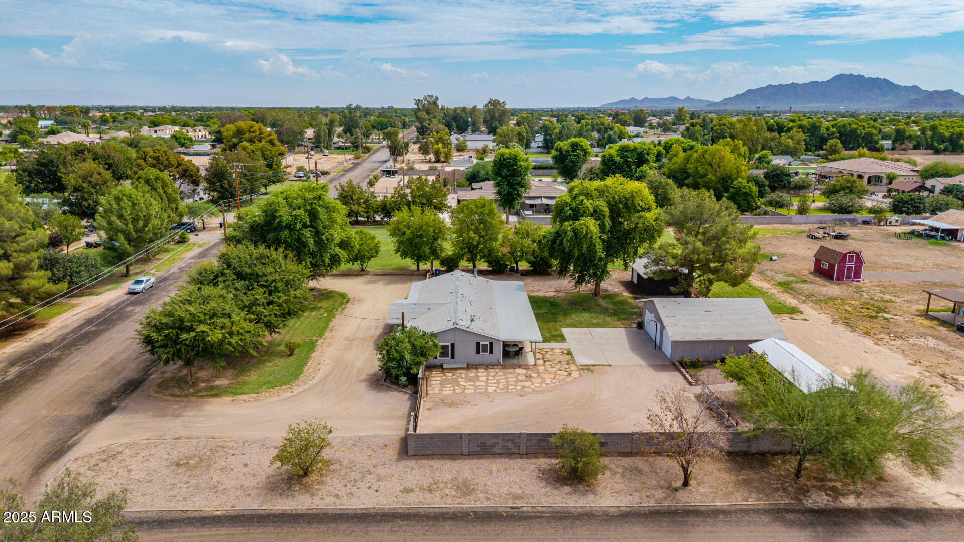 12417 East Cloud Road Chandler, AZ 85249 - Photo 28 of 40 an aerial view of a house with a garden