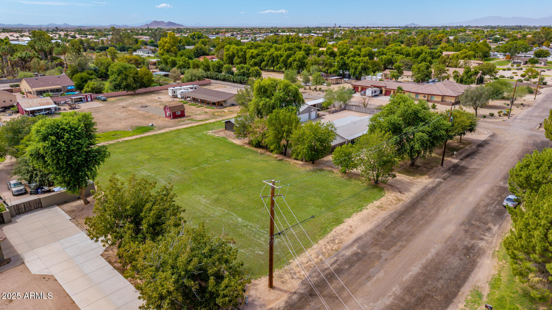 12417 East Cloud Road Chandler, AZ 85249 - Photo 31 of 40 a view of a city
