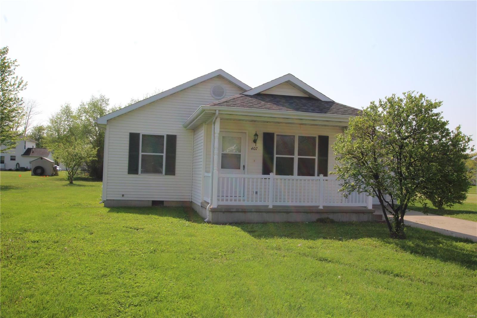 407 Bitterroot Drive Athens, IL 62613 - Photo 1 of 2 Gallery Image 1