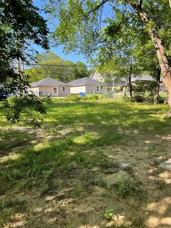 $2,000 | 607 East Monterey Street, Denison, TX 75021