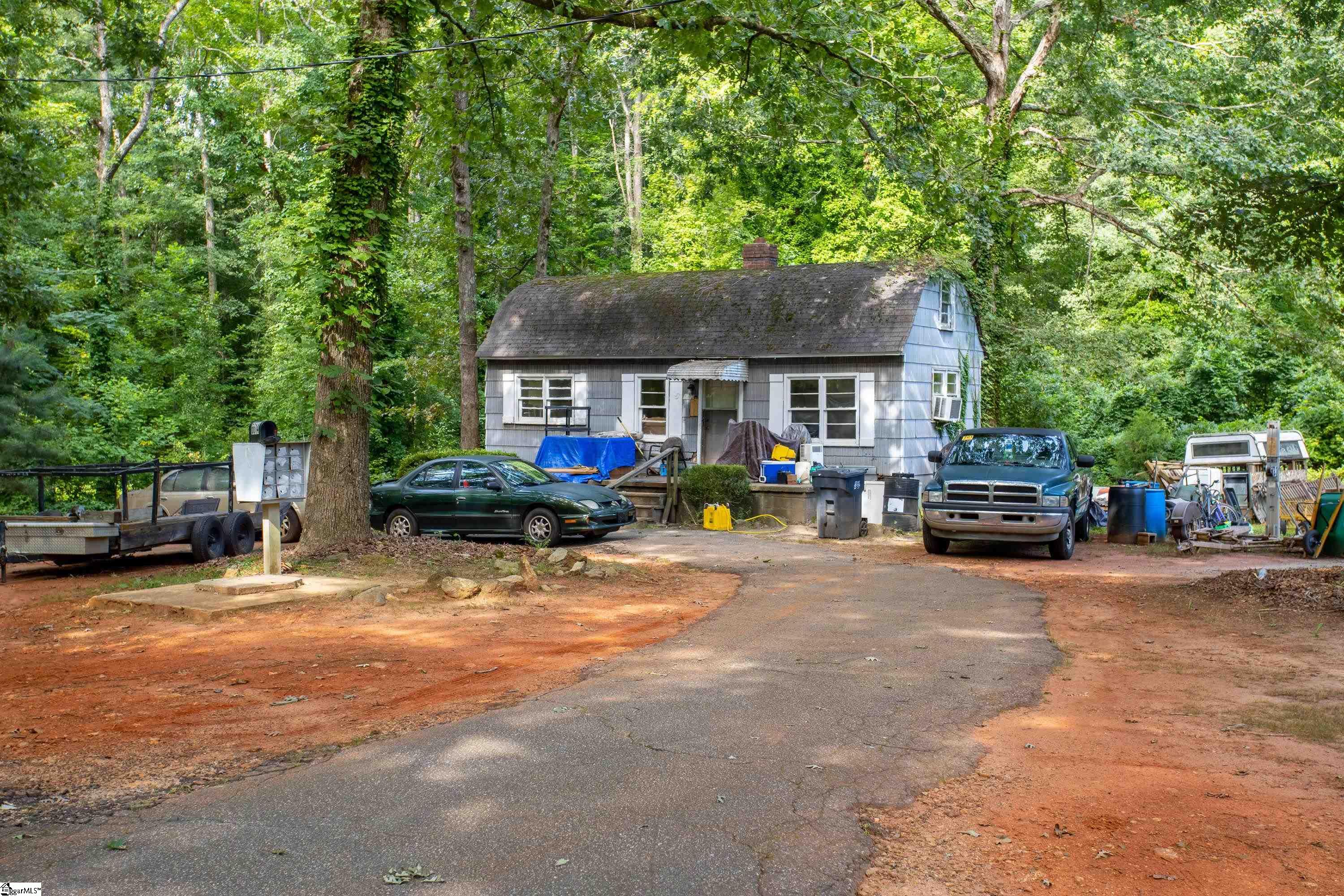 6614 Augusta Road Greenville, SC 29605 - Photo 1 of 7 Gallery Image 1