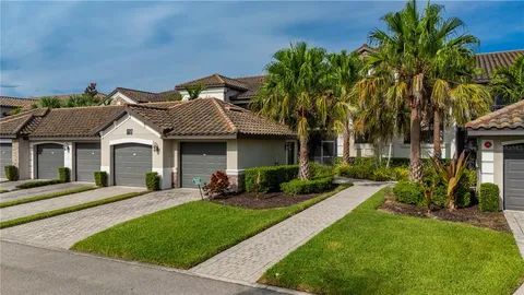 $405,000 | 5517 Palmer Circle, Unit 106, Bradenton, FL 34211