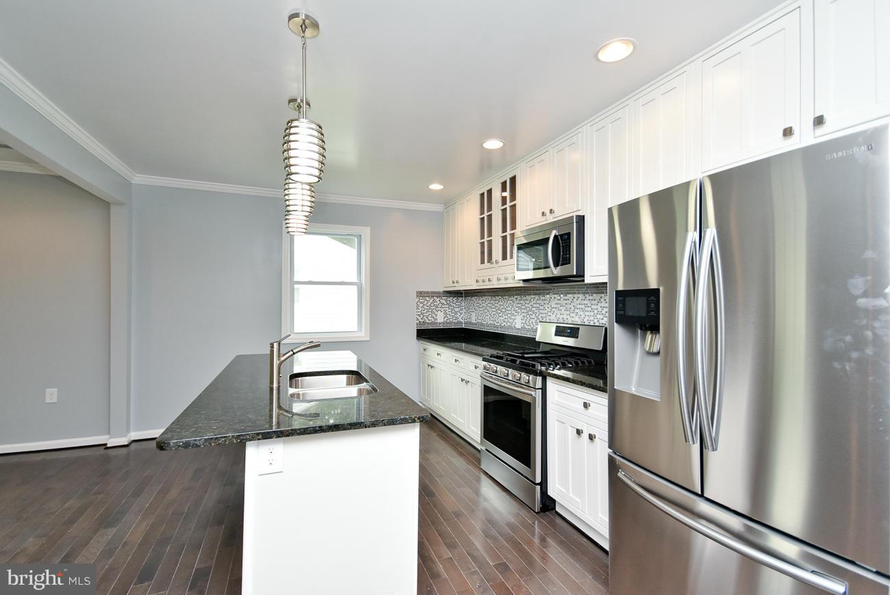 4919 Braddock Road Temple Hills, MD 20748 - Photo 8 of 29 Kitchen