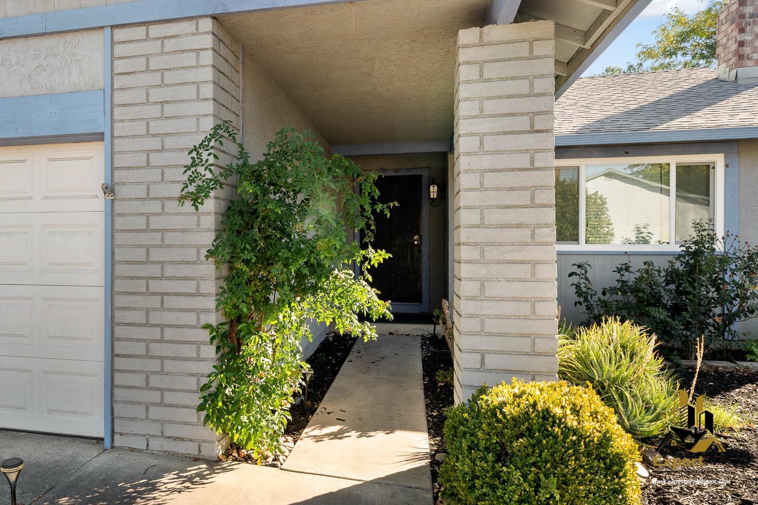 3640 Comanche Way Antelope, CA 95843 - Photo 5 of 28