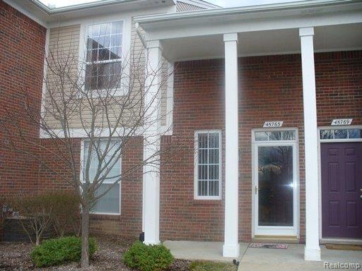 45763 Heather Ridge Drive, Unit 233 Macomb, MI 48044 - Photo 1 of 9 P1010158