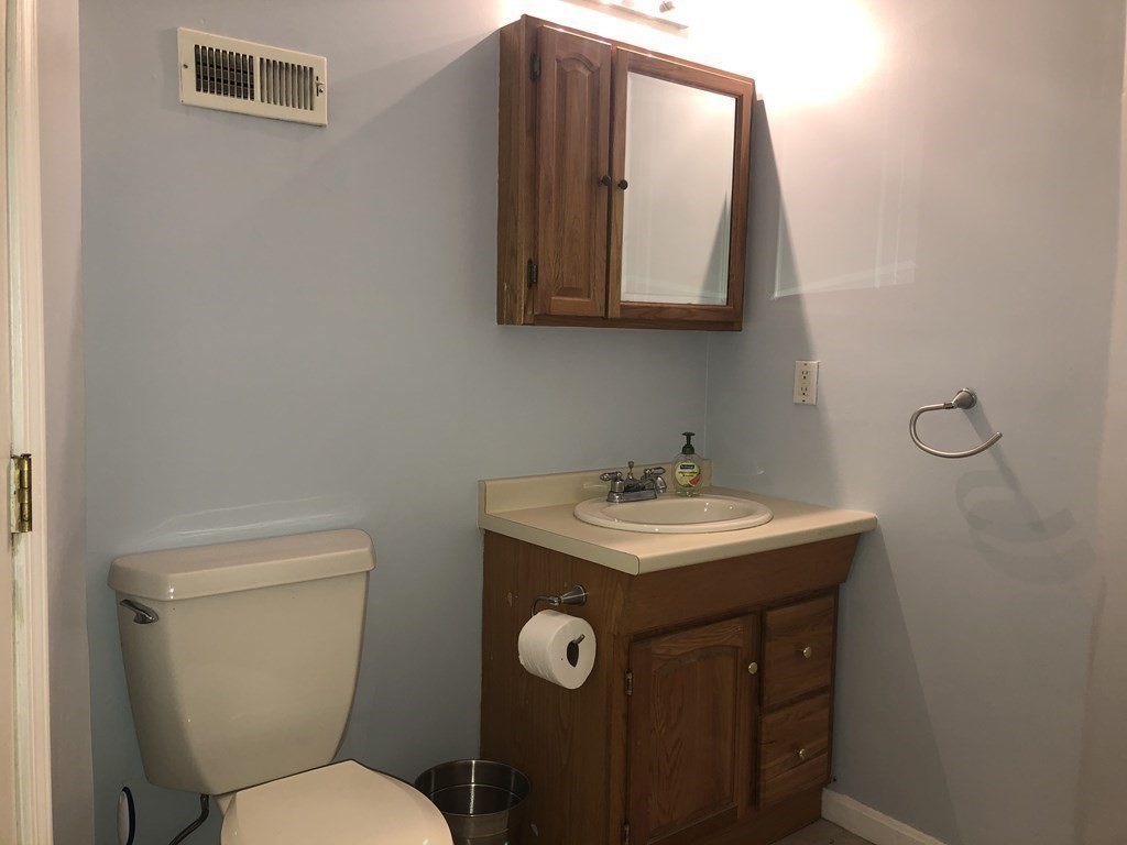 14 Holly Road Norton, MA 02766 - Photo 15 of 20 Gallery Image 15